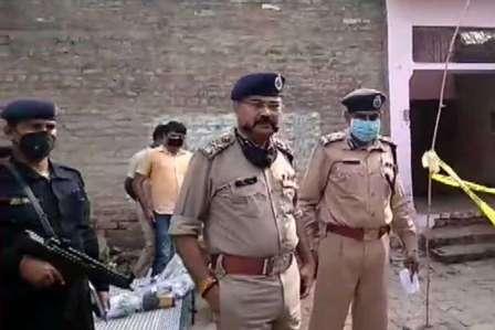 उप्र के कानपुर में पुलिस कर्मियों पर फायरिंग करने वाले दो बदमाशों का एनकाउंटर