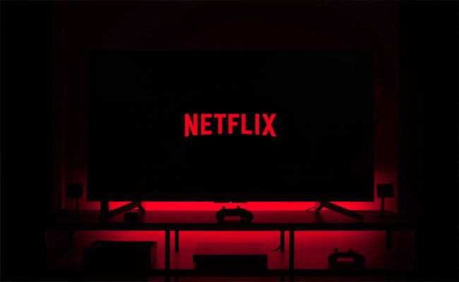 Netflix दे रहा है 83 साल के लिए फ्री सर्विस, ऐसे उठाएं ऑफर का लाभ