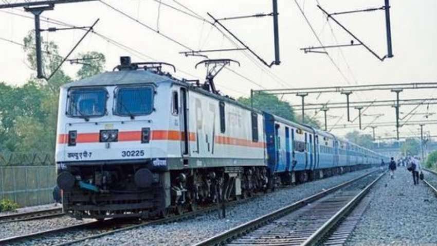 12 सितंबर से चलेंगी 40 जोड़ी स्पेशल ट्रेनें, रेलवे बोर्ड के चेयरमैन ने दी जानकारी