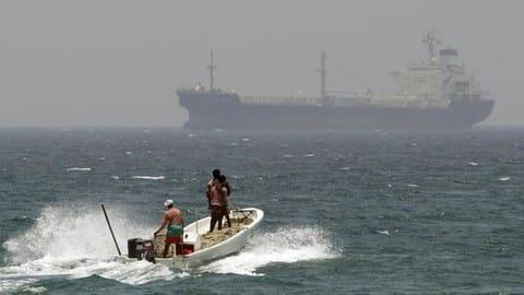 चीन में 7 माह से फंसे 23 नाविकों की 14 को होगी भारत वापसी