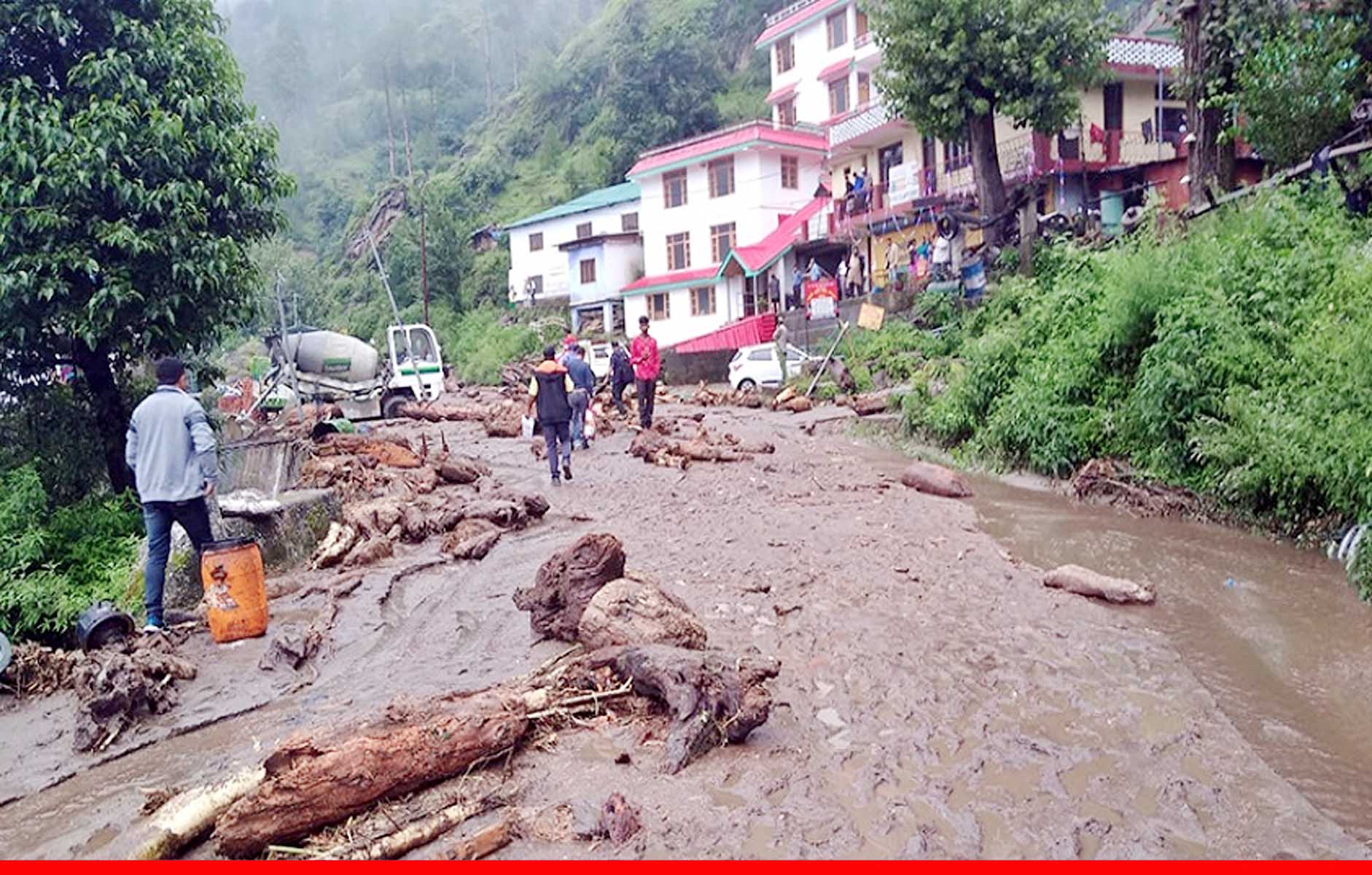 हिमाचल के लाहौल में बादल फटने से 1 व्यक्ति की मौत, 10 लोग लापता