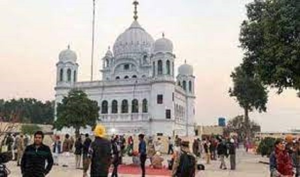 करतारपुर कॉरिडोर खुला, पाकिस्तान में दरबार साहिब पहुंचा सिख श्रद्धालुओं का पहला जत्था