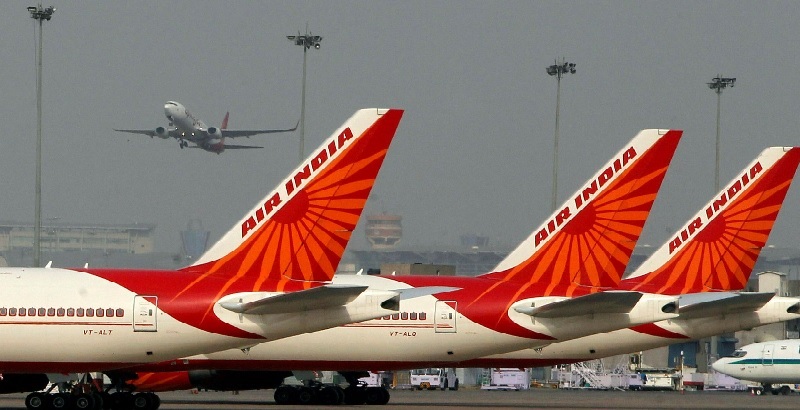 दुबई से गोल्ड तस्करी मामले में एयर इंडिया के 3 कर्मचारी गिरफ्तार, विदेशों से ला चुके हैं 6 करोड़ का अवैध सोना