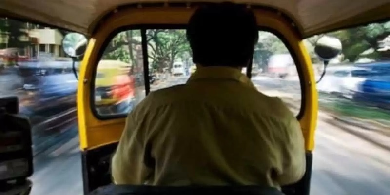 महाराष्ट्र के औरंगाबाद में एक भी डोज न लेने वाले को ऑटो रिक्शा चालकों को भुगतनी होगी सजा