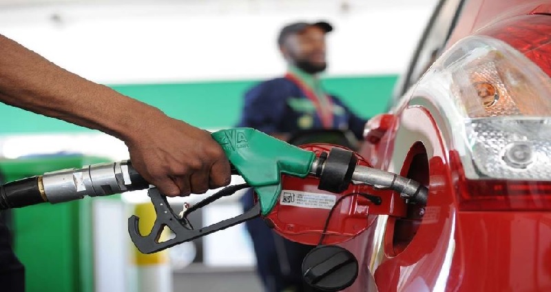 सस्ता होगा पेट्रोल-डीजल: केंद्र सरकार अपने स्ट्रैटेजिक रिजर्व से 5 मिलियन बैरल कच्चा तेल बाजार में उतारेगी