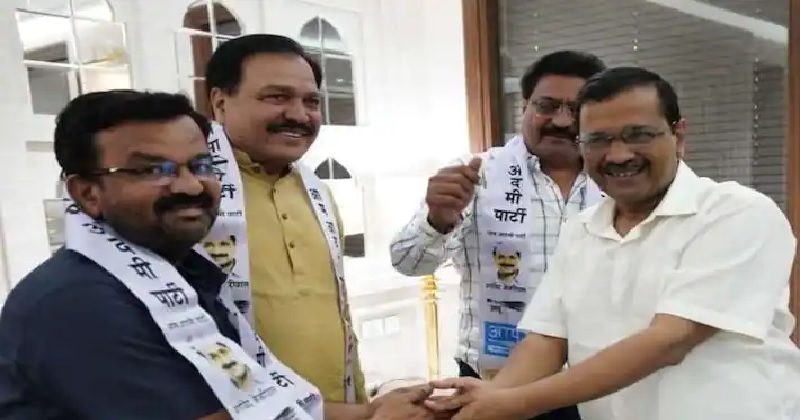गुजरात में विधानसभा चुनाव से पहले कांग्रेस छोड़ AAP में शामिल हुए इंद्रनील राजगुरु