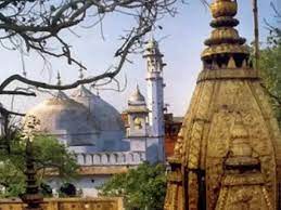 ज्ञानवापी मस्जिद के अंदर शिवलिंग मिलने के बाद सुरक्षा कड़ी, कोर्ट के आदेश पर 9 ताले लगाकर साक्ष्यों को किया सील