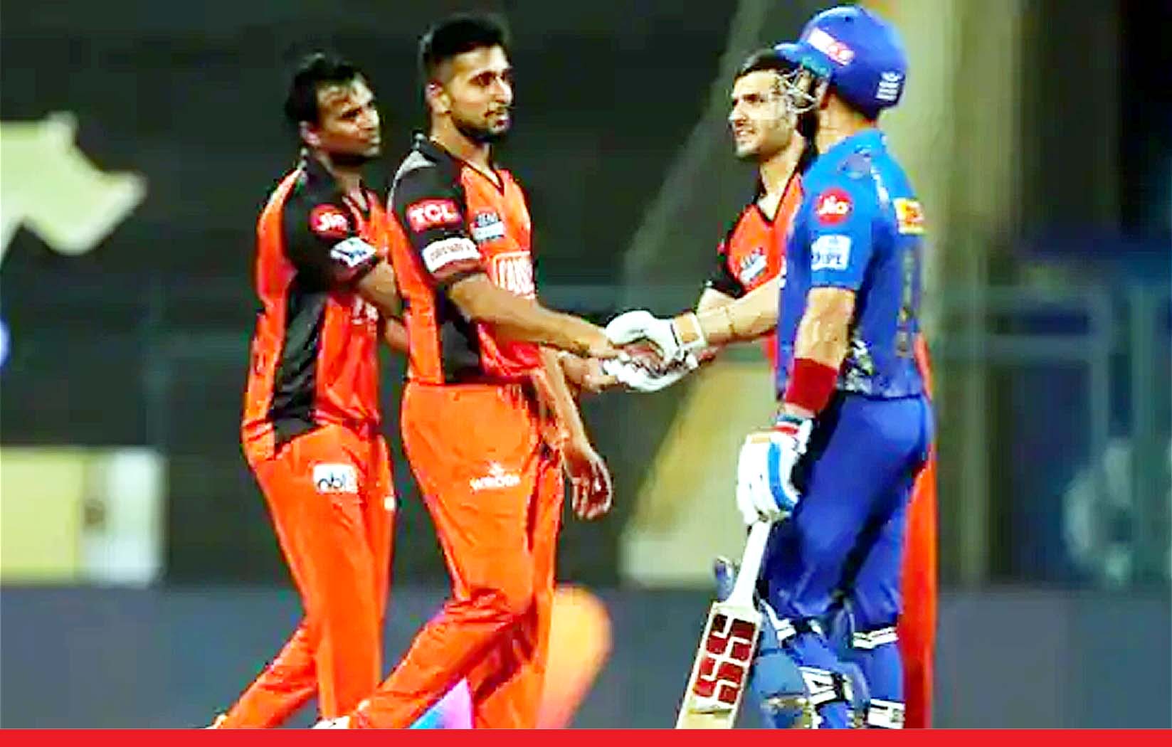 आईपीएल: सनराइजर्स हैदराबाद ने मुंबई इंडियंस को 3 रन से हराया