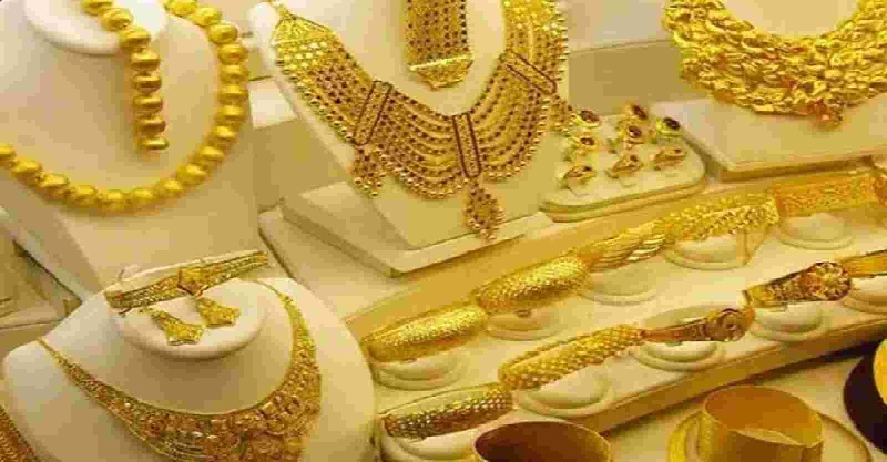 सस्ता हुआ सोना, चांदी के दाम में भी आई गिरावट