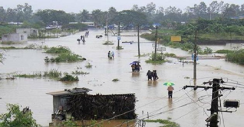 असम के 31 जिलों में बाढ़ ने मचाई तबाही: अब तक 18 लोगों की मौत, ध्वस्त हुआ बुनियादी ढांचा