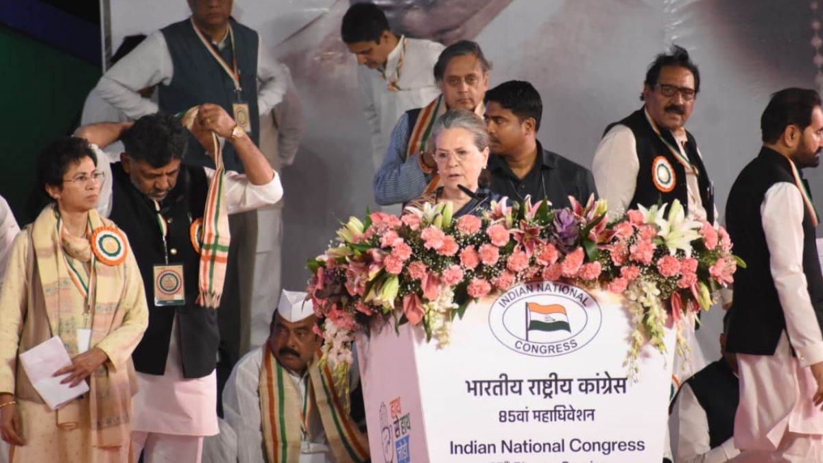 कांग्रेस महाधिवेशन: अपने कार्यकाल पर बोलीं सोनिया गांधी, भारत जोड़ो यात्रा के साथ कांग्रेस अध्यक्ष की पारी समाप्त