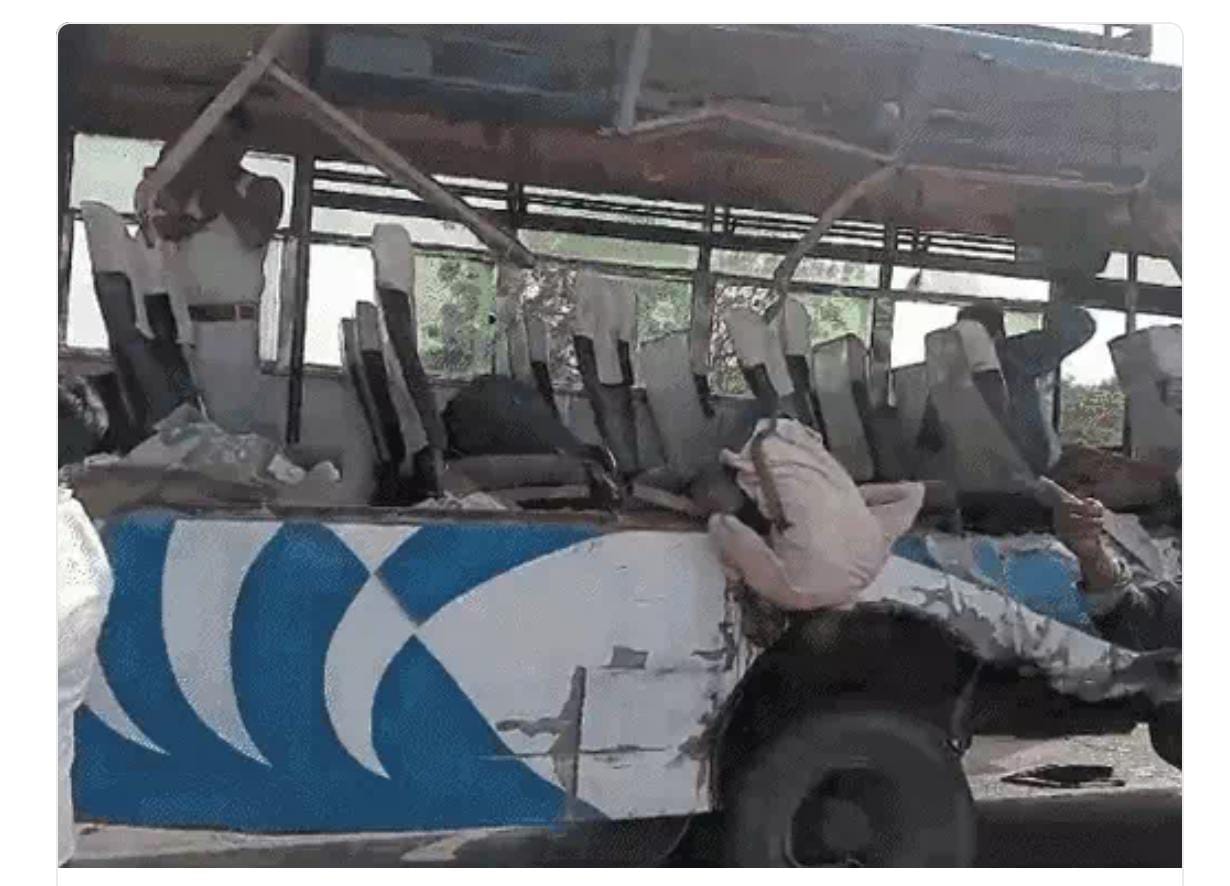 UP के उन्नाव में भीषण हादसा, 7 यात्रियों की मौके पर ही मौत, 6 गंभीर, सवारी से भरी बस को ट्रक ने मारा टक्कर